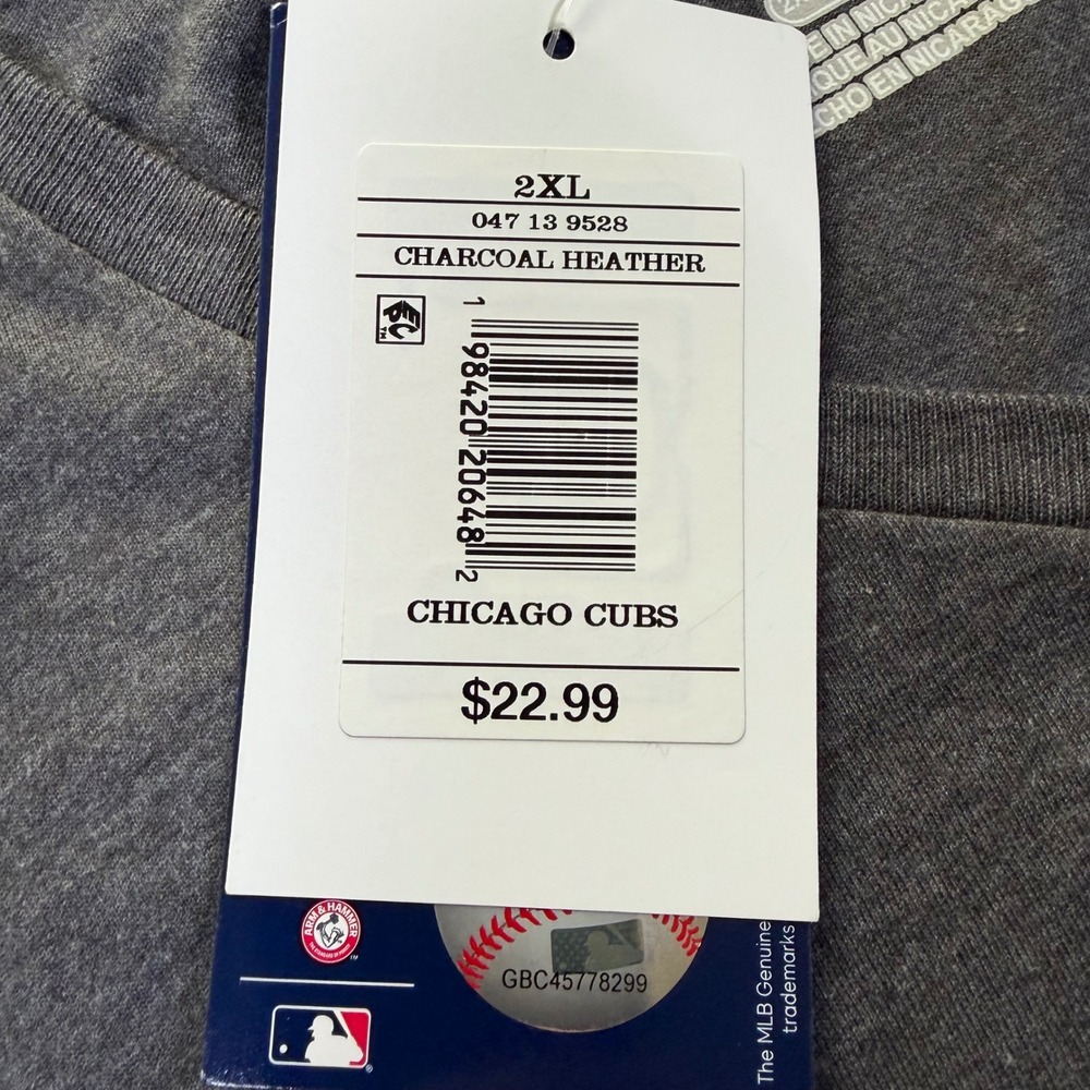 Majestic Chicago Cubs MLB Womens 2XL V-Neck T-Shirt Charcoal Heather NWT 0141 - Picture 5 of 8